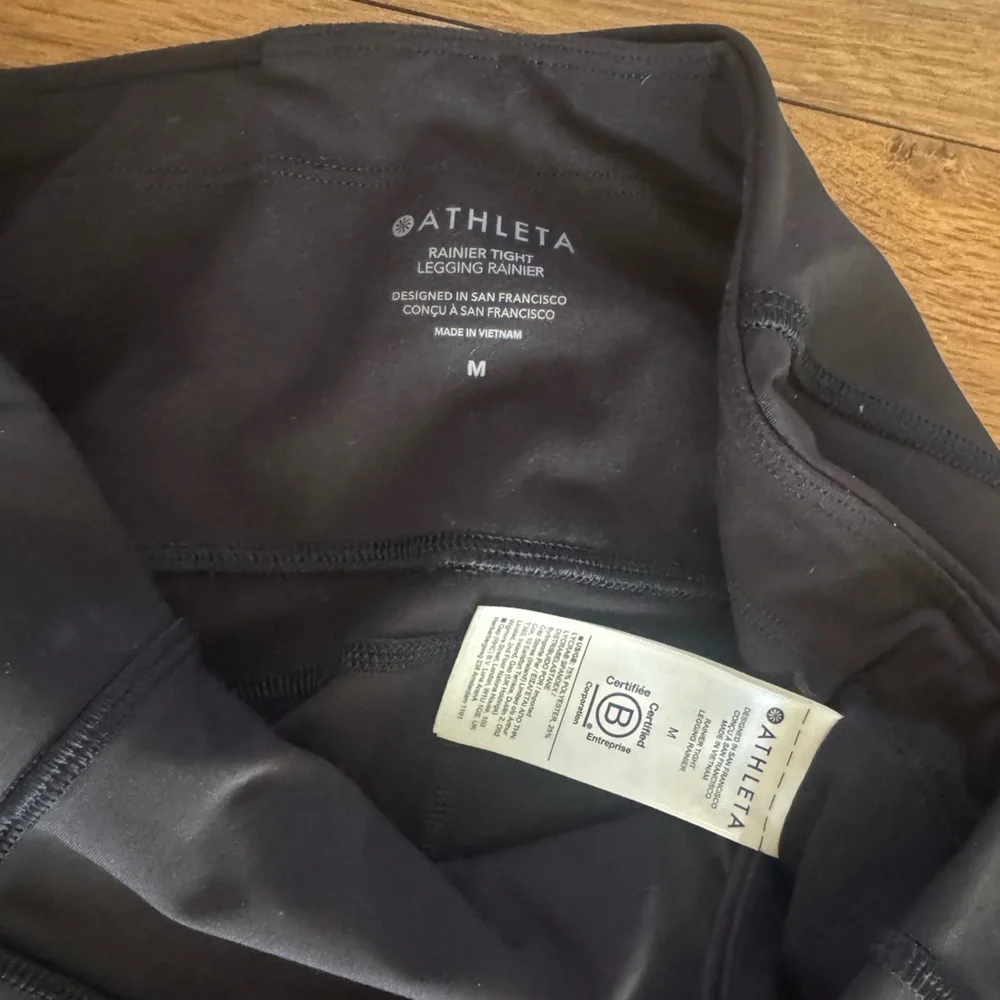 Athleta Black Rainier Tight Leggings - Picture 3 of 3